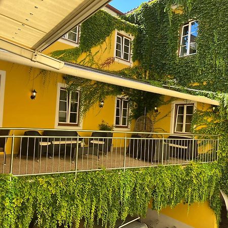 Hotel-Garni Goldenes Kreuz Grein Exterior photo